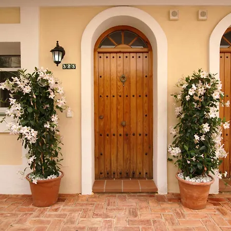 Spacious 2 Bed Duplex In Aloha Gardens Close To Puerto Banus Marbella Exterior photo