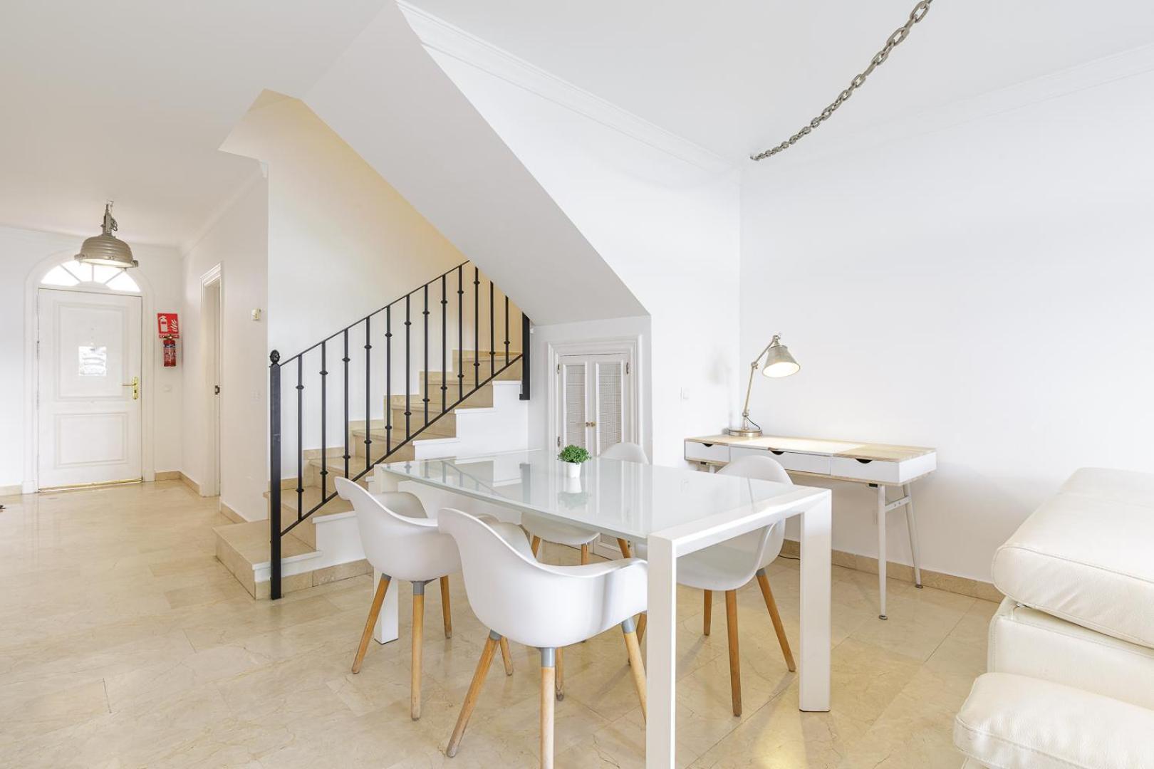 Apartament Spacious 2 Bed Duplex In Aloha Gardens Close To Puerto Banus Marbella